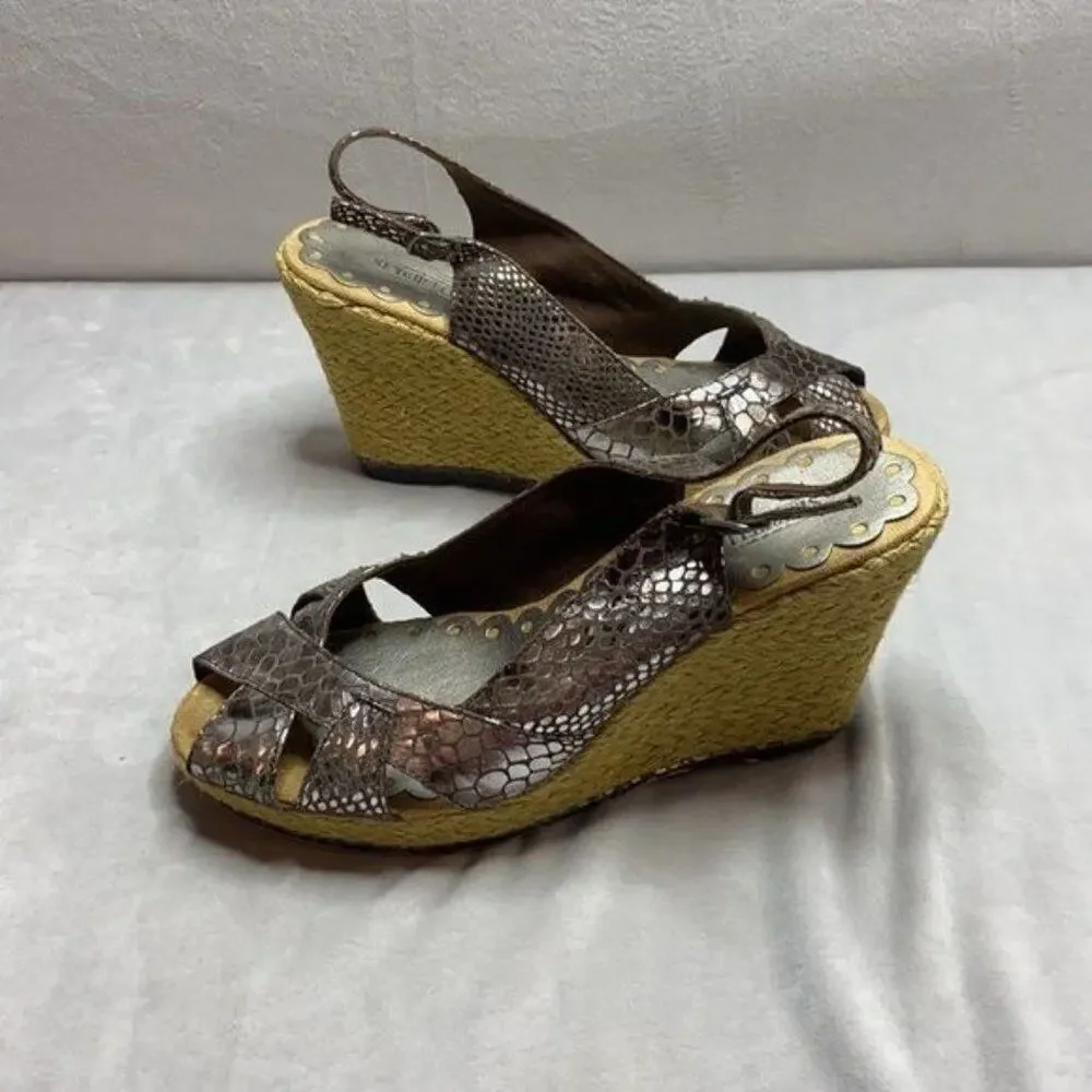 Seychelles Metallic Snake Skin Espadrille Wedges size 10